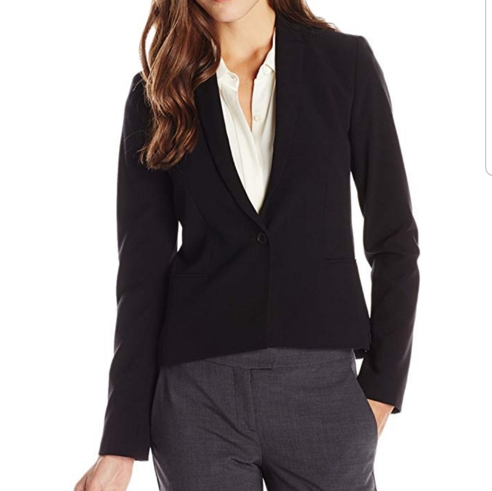 T Tahari Carina Curved-Hem Blazer Sz 6